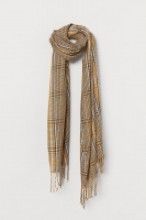  Woven scarf 3.99 €