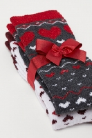  2-pack socks 7.99 €