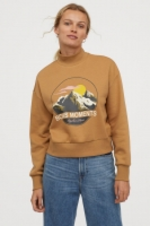  Turtleneck sweatshirt 7.99 €