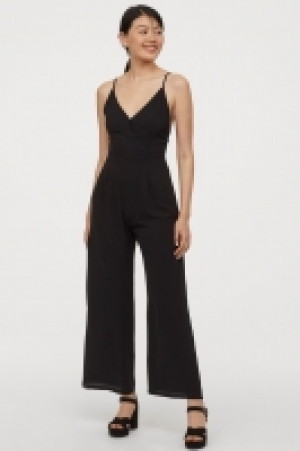  V-neck jumpsuit 20.00 €