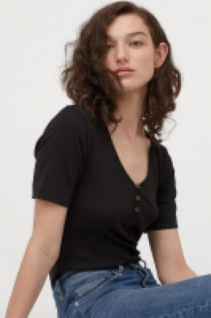  V-neck jersey top 3.99 €