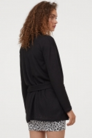 HM   Cardigan with a tie belt