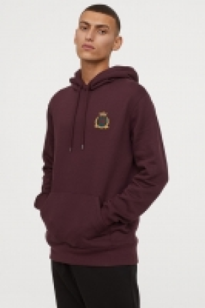  Hooded top with a motif 14.99 €