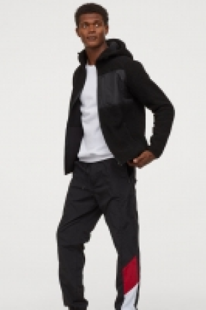  Pile hooded jacket 19.99 €