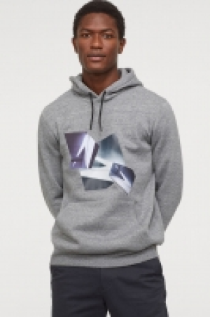  Printed hooded top 17.99 €