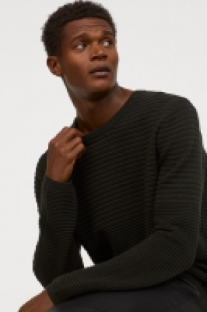  Textured-knit cotton jumper 19.99 €