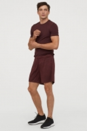  Sports shorts 6.99 €