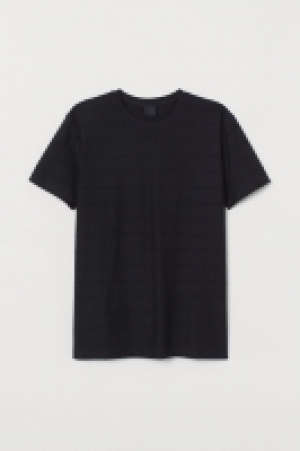  T-shirt with pin-tucks 6.99 €