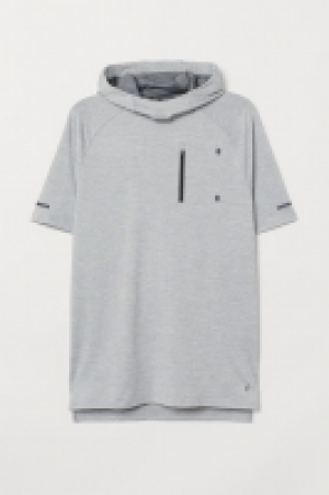  Short-sleeved sports top 19.99 €