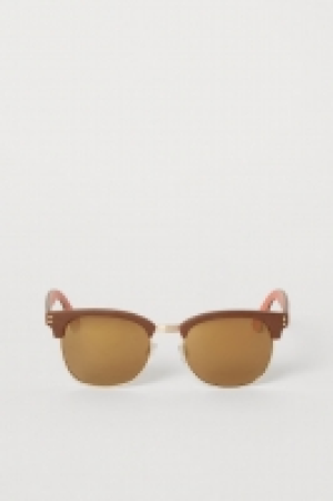  Sunglasses 4.99 €