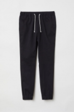  Twill joggers 9.99 €