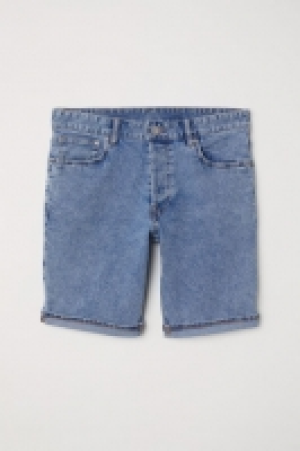  Denim shorts Slim fit 7.99 €