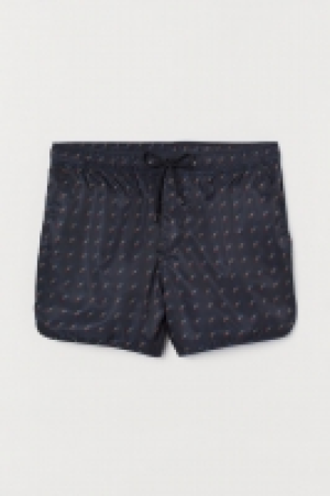  Patterned shorts 8.99 €