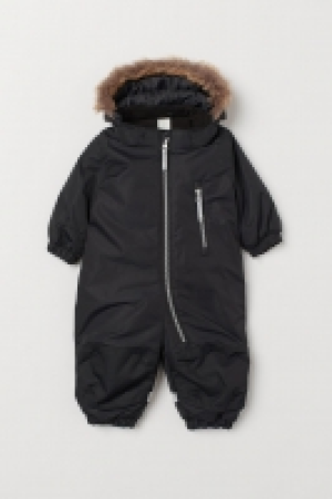  Water-repellent all-in-1 suit 25.00 €