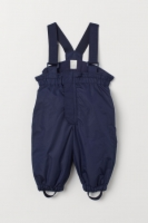  Outdoor trousers with braces 13.00 €