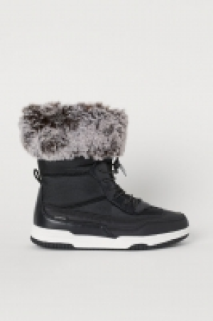  Waterproof boots 35.00 €