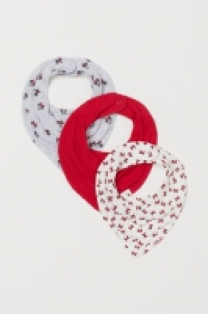  3-pack triangular scarves 4.00 €