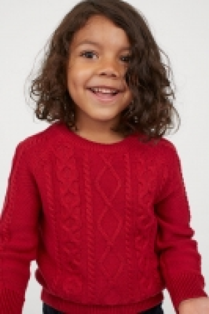  Cable-knit jumper 10.00 €