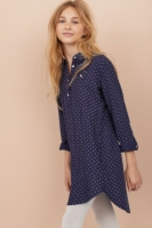  Dress with a belt 10.00 €