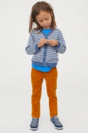  Fine-knit cardigan 6.00 €