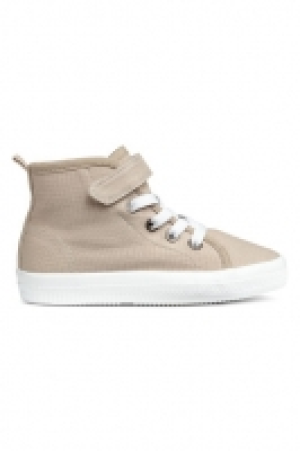 HM   Cotton canvas hi-tops