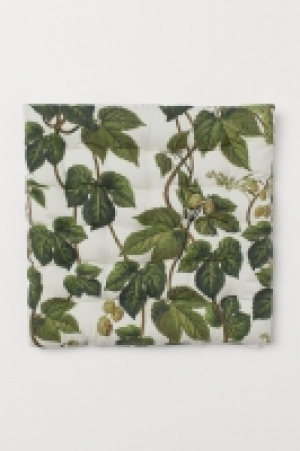 HM   Patterned seat cushion