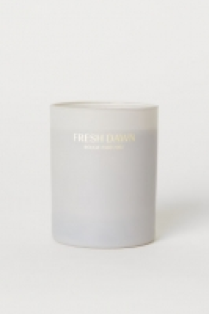  Scented candle in glass holder 12.99 €
