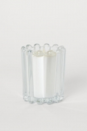  Scented candle in glass holder 7.99 €