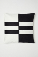 HM   Block-coloured cushion cover