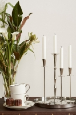  Tall metal candlestick 17.99 €