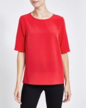 Woven Front Top 7.00 €