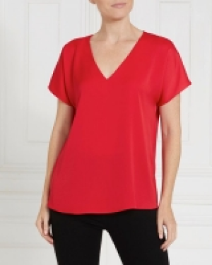 Gallery V-Neck Top 7.00 €