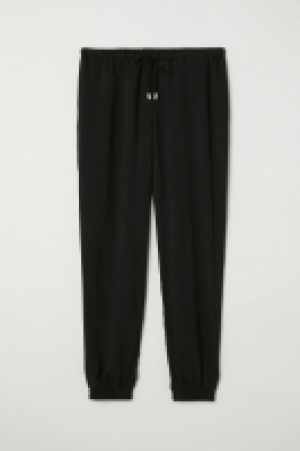  Pull-on trousers 6.99 €