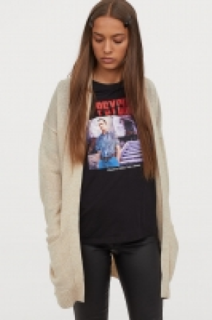  Knitted cardigan 7.99 €