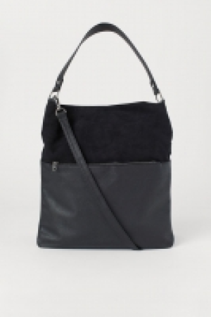  Shopper with a shoulder strap 12.99 €