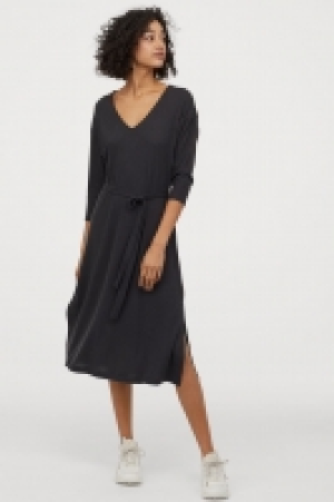  Ribbed jersey dress 14.99 €