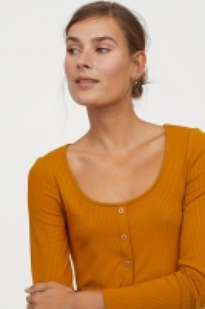  Ribbed jersey top 5.99 €