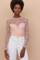 HM   Long-sleeved lace body