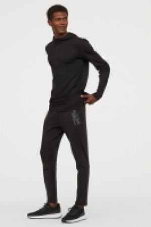  Sports trousers 19.99 €