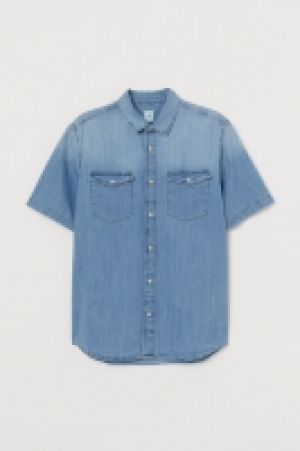  Short-sleeved denim shirt 14.99 €