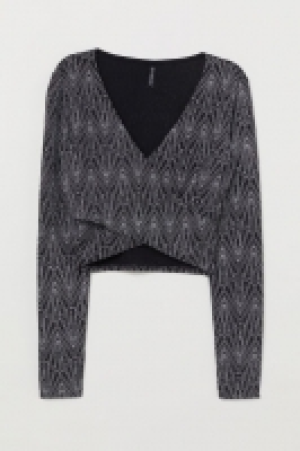  Cropped wrapover top 6.99 €
