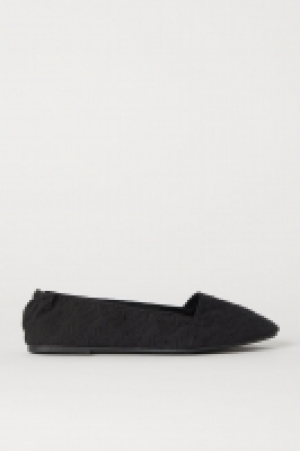  Ballet pumps with embroidery 9.99 €
