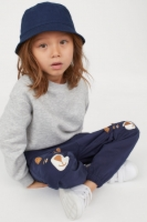  Cotton twill joggers 12.00 €