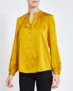 Satin Blouse 7.00 €