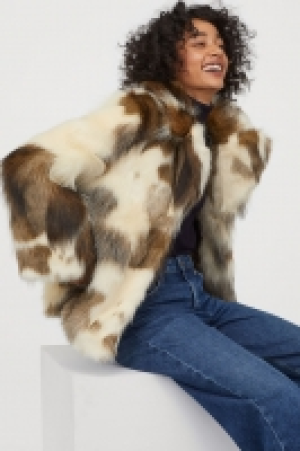 Faux fur jacket 69.99 €