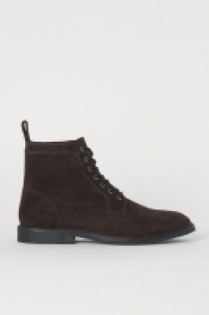  Suede boots 49.99 €