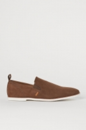  Slip-on shoes 17.99 €