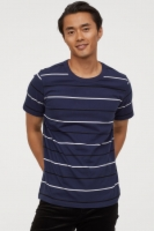  Striped T-shirt 9.99 €