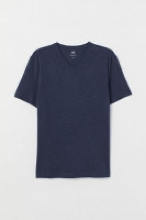 HM   V-neck T-shirt Slim Fit