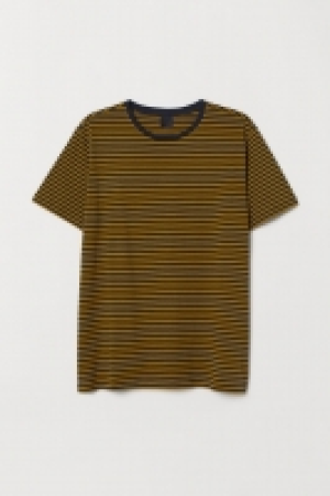  Striped T-shirt 5.99 €